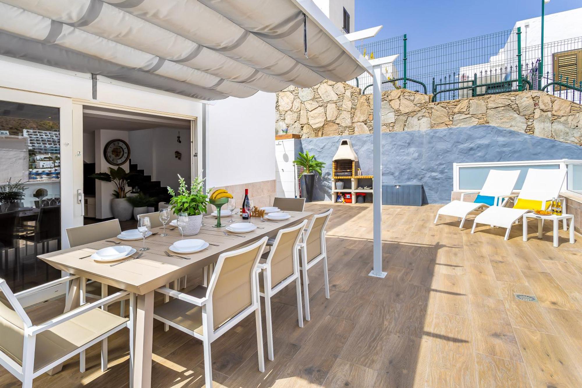 Ferienhaus Casa Boss Modern With Pool And Air Conditioning *